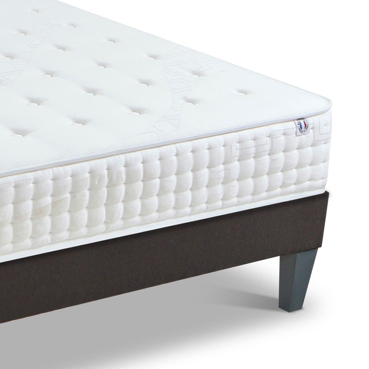 Prêt-à-dormir CHÂTELET avec Sommier, Couette, Oreillers et Protège-matelas