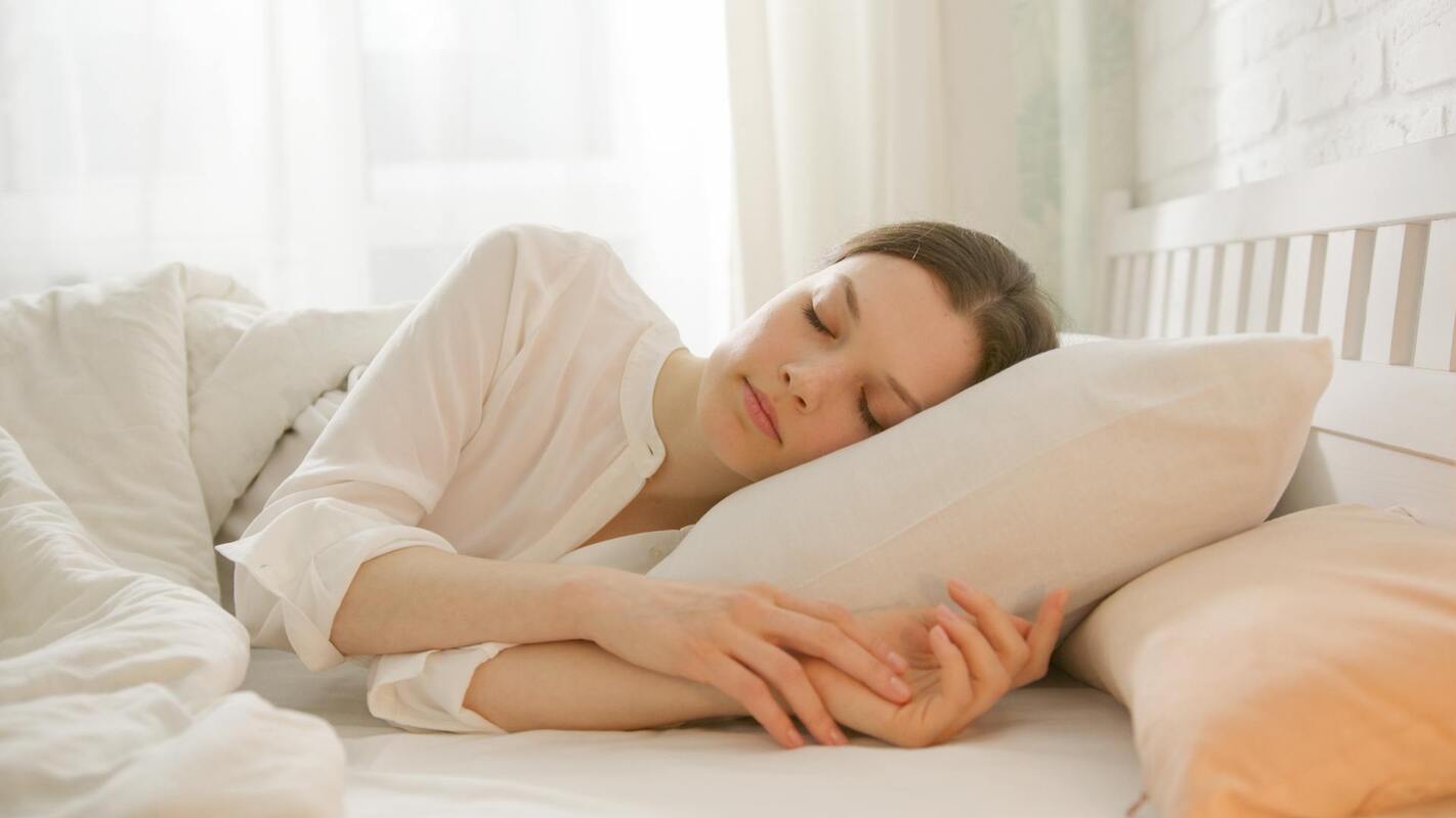comment-choisir-son-oreiller-quand-on-dort-sur-le-cote
