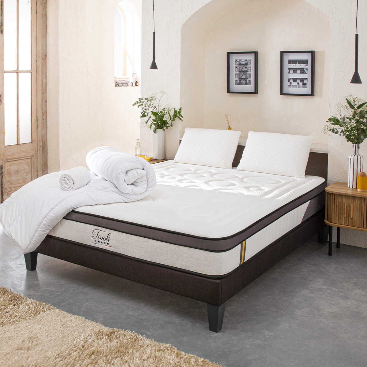Prêt-à-dormir TIVOLI avec Sommier, Couette, Oreillers et Protège-matelas